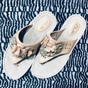 Clark's floral embellished thong sandals